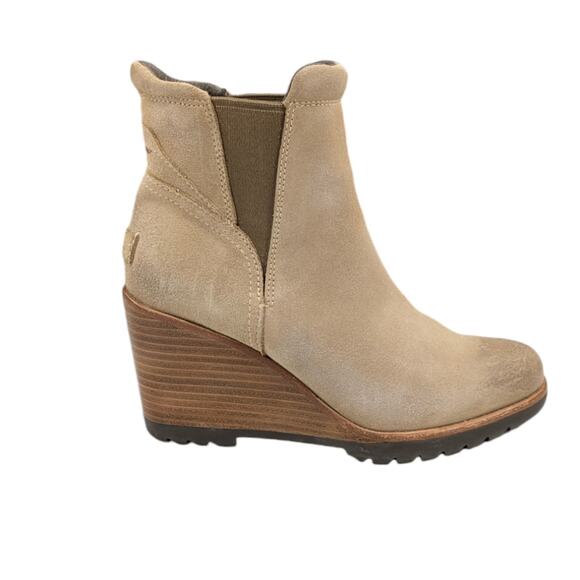SOREL + Women Sorel After Hours Chelsea Wedge Booties EUC $170 Size 5.5  S2955
